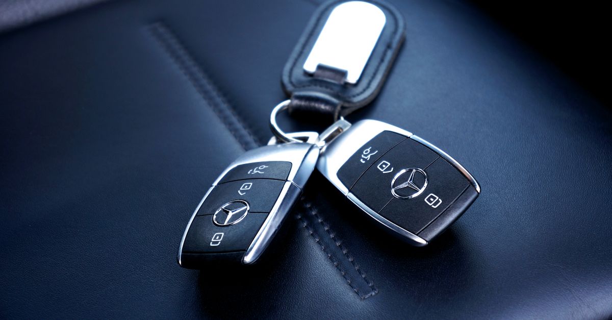 Toyota car key fob — Carl Locksmith