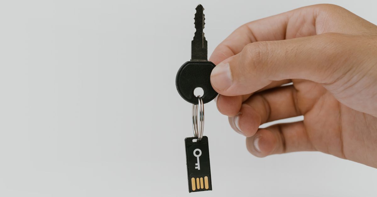 How Key Fob & Transponder Programming Actually Works — Carl Locksmith
