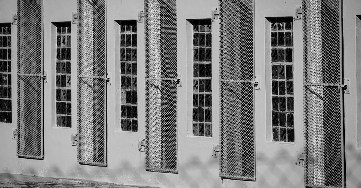 Institutional and Commercial Window Lock Installation: Schools, Offices, and Multi-Unit Buildings — Carl Locksmith